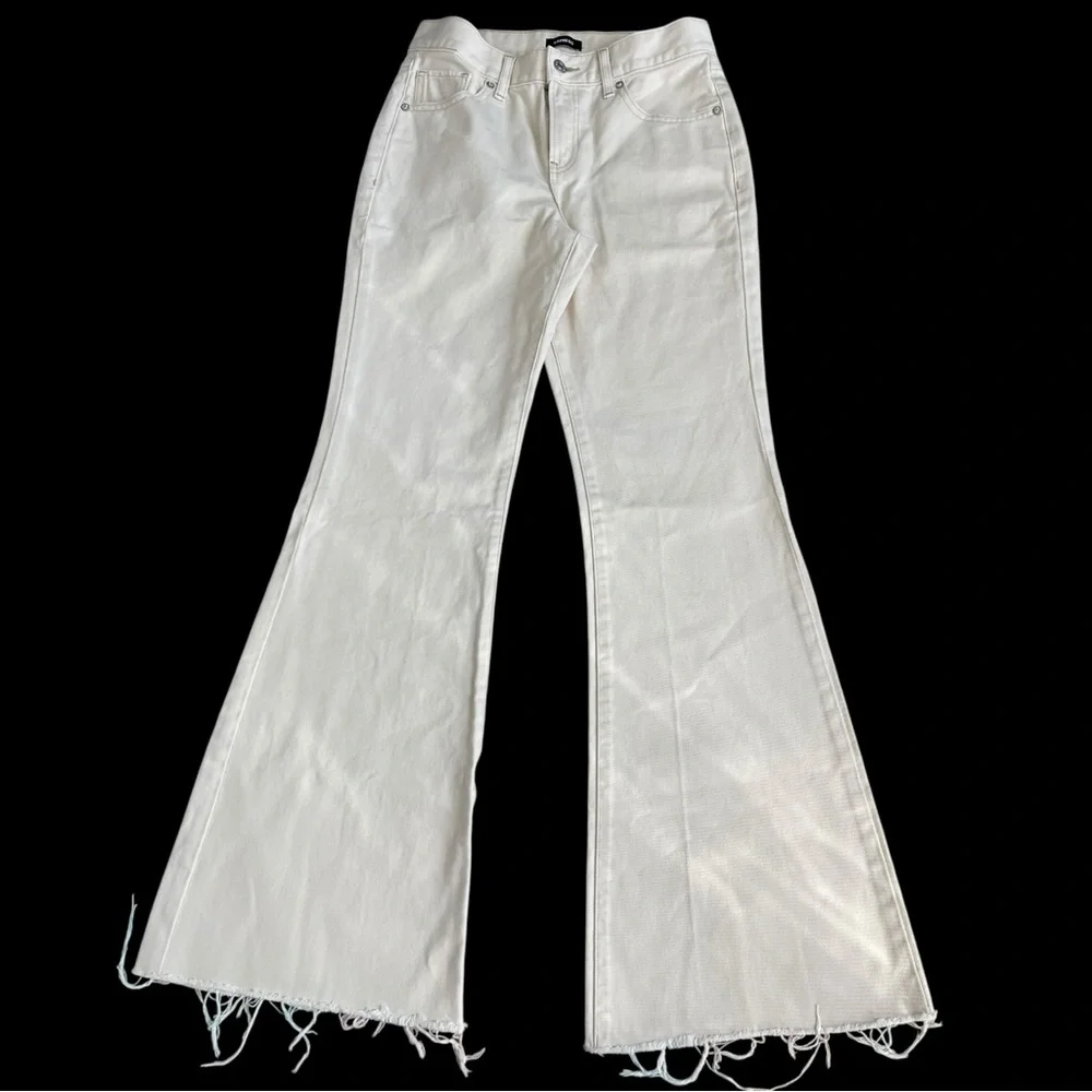 Express stylish 70s